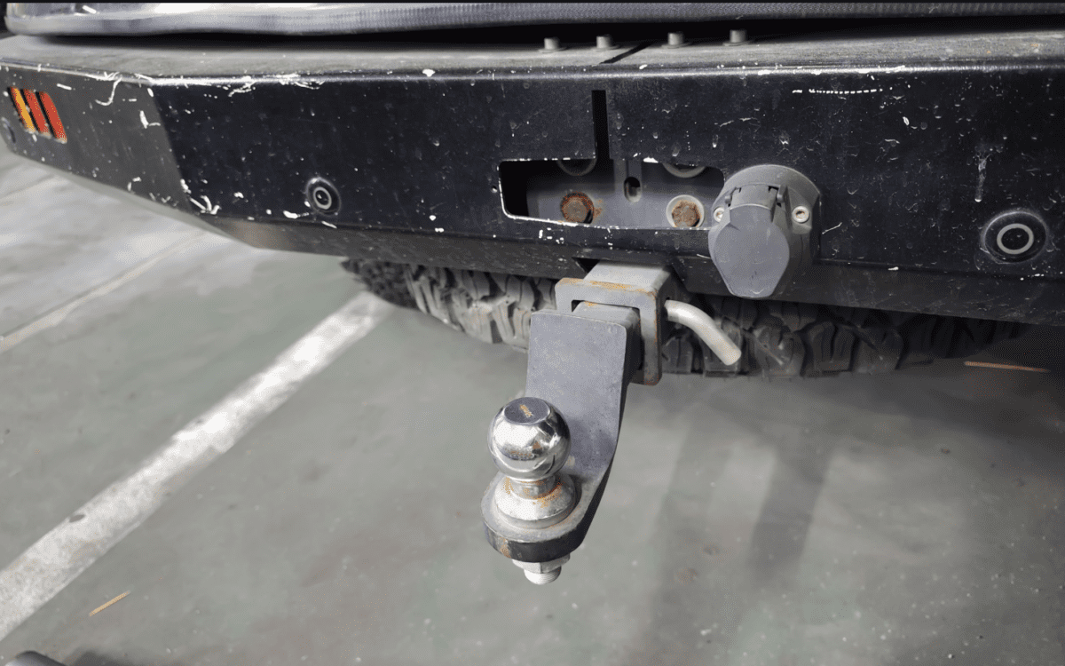 Understanding Trailer Hitches: Bumper Pull, 5th Wheel, Gooseneck, and More